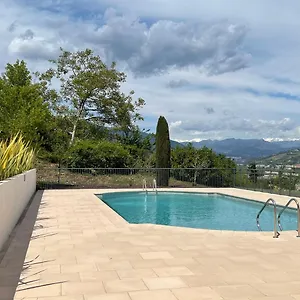 Appartement Superbe Studio De 31m En Rez De Jardin, Saint-Laurent-du-Var