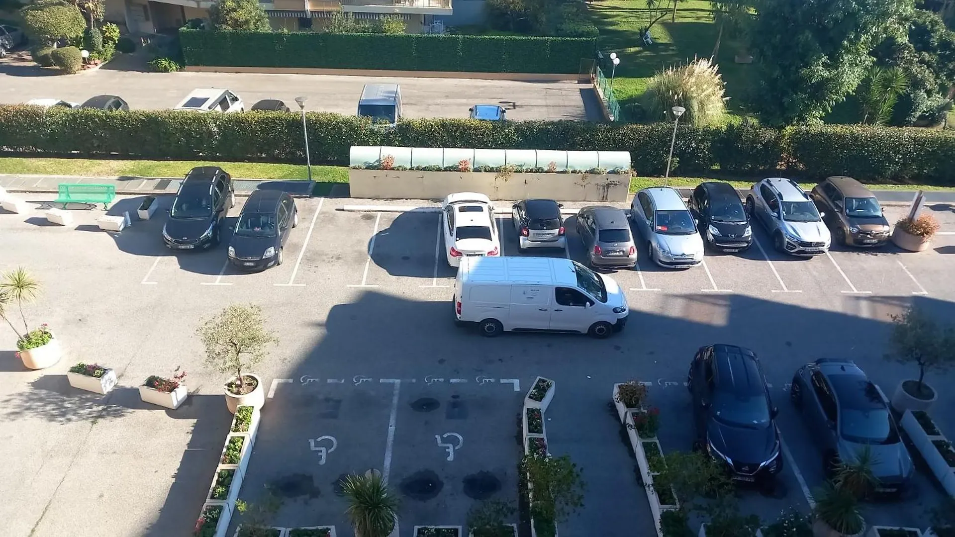 Heliotel Marine Studio 30M2 Tres Lumineux Avec Terrasse 17M2 Au 3Eme Etage Saint-Laurent-du-Var