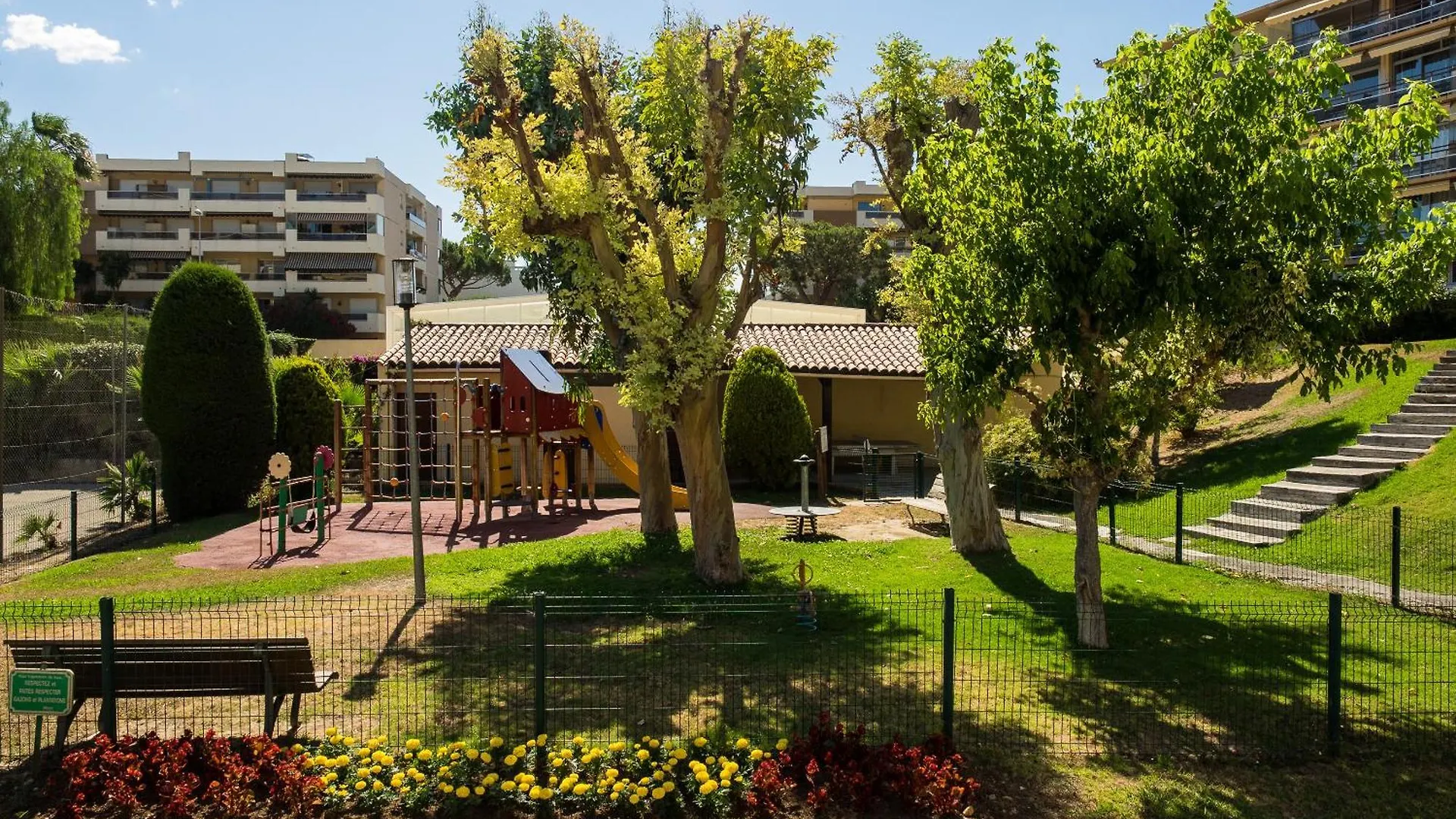 Apartment Heliotel Marine Studio 30M2 Tres Lumineux Avec Terrasse 17M2 Au 3Eme Etage Saint-Laurent-du-Var