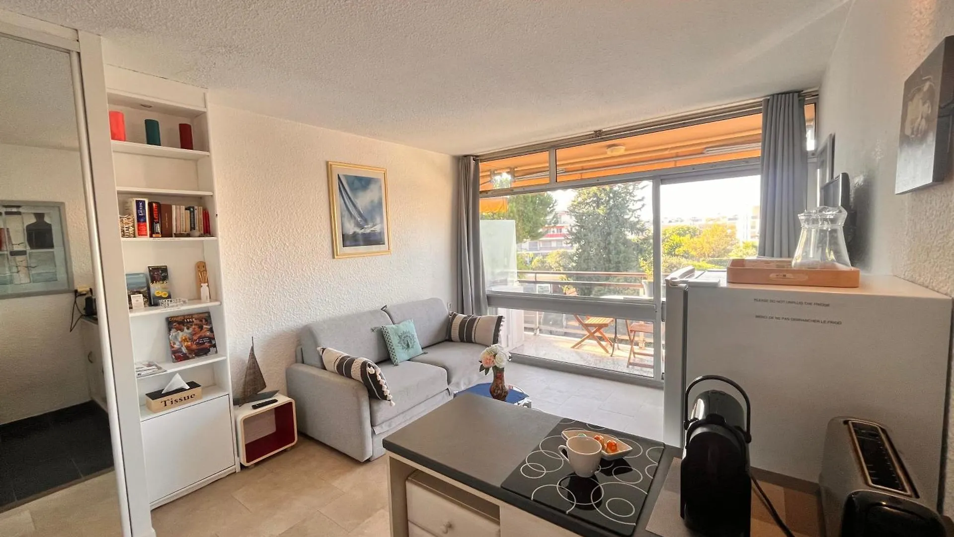 Apartment Heliotel Marine Studio 30M2 Tres Lumineux Avec Terrasse 17M2 Au 3Eme Etage Saint-Laurent-du-Var