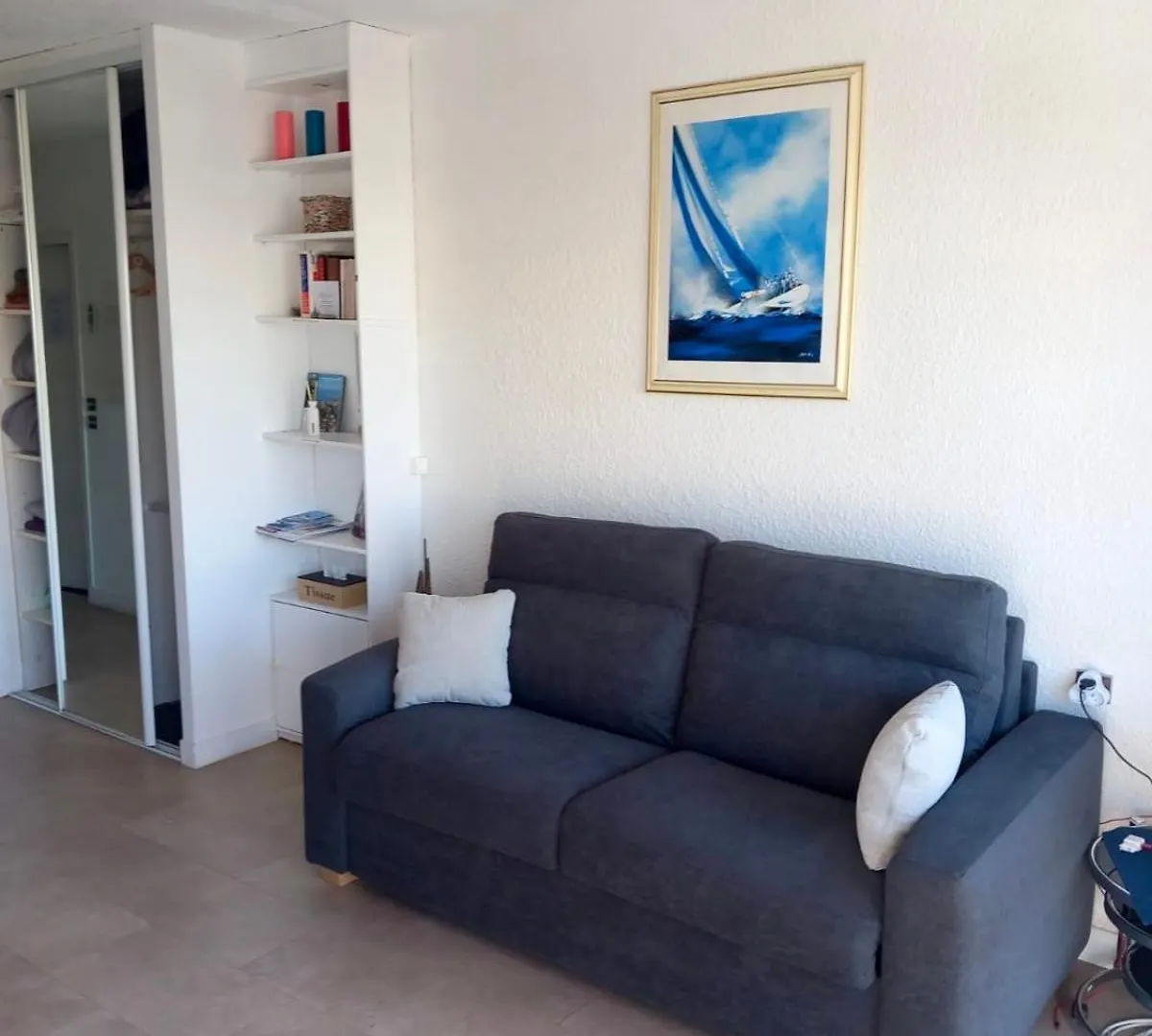 Heliotel Marine Studio 30M2 Tres Lumineux Avec Terrasse 17M2 Au 3Eme Etage Saint-Laurent-du-Var